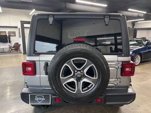 Used 2020 Jeep Wrangler Unlimited Sport S AWD/4WD image 9