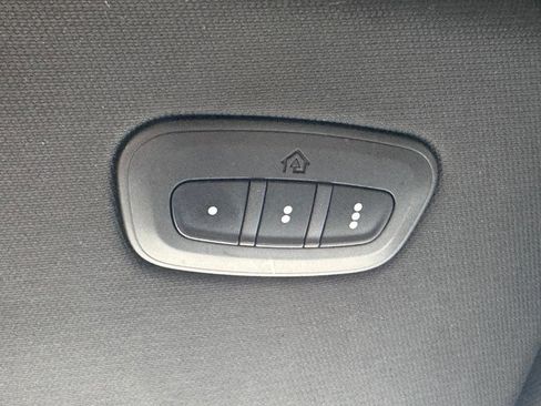 Used 2020 RAM 1500 Big Horn AWD/4WD image 40