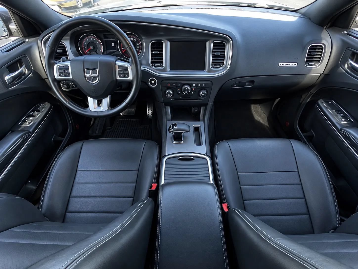 Used 2014 Dodge Charger SXT Plus RWD image 6