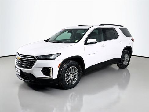 Used 2023 Chevrolet Traverse LT image 4