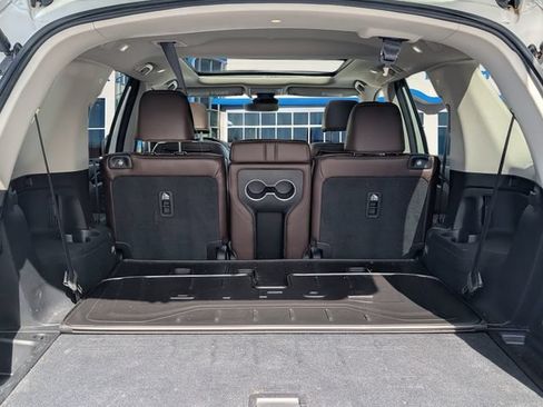 Used 2023 Honda Pilot Elite image 10