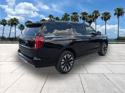 New 2026 Ford Expedition Platinum w/ Driver's Package AWD/4WD image 7