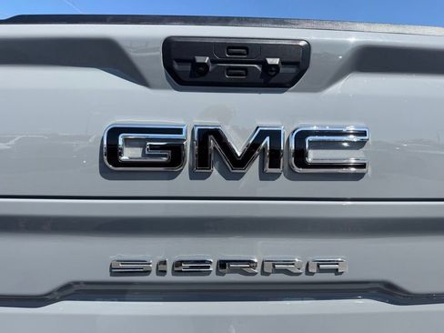 Used 2024 GMC Sierra 1500 Elevation w/ Elevation Premium Package AWD/4WD image 16