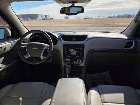 Used 2015 Chevrolet Traverse LT AWD/4WD image 57
