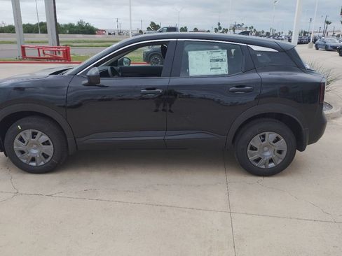 New 2026 Nissan Kicks S FWD image 3