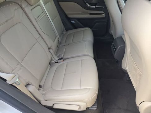 Used 2023 Lincoln Corsair FWD image 21
