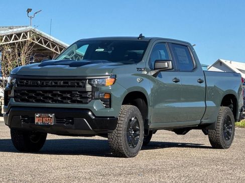 New 2026 Chevrolet Silverado 1500 Custom Trail Boss w/ Dark Appearance Package image 8