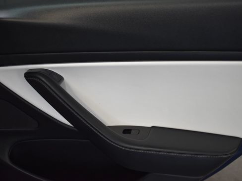 Used 2023 Tesla Model 3 Long Range AWD/4WD image 18