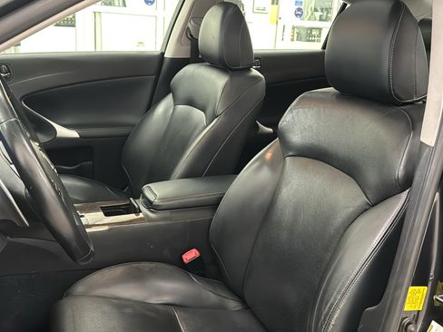 Used 2011 Lexus IS 250 AWD w/ Premium Pkg Value Edition image 21