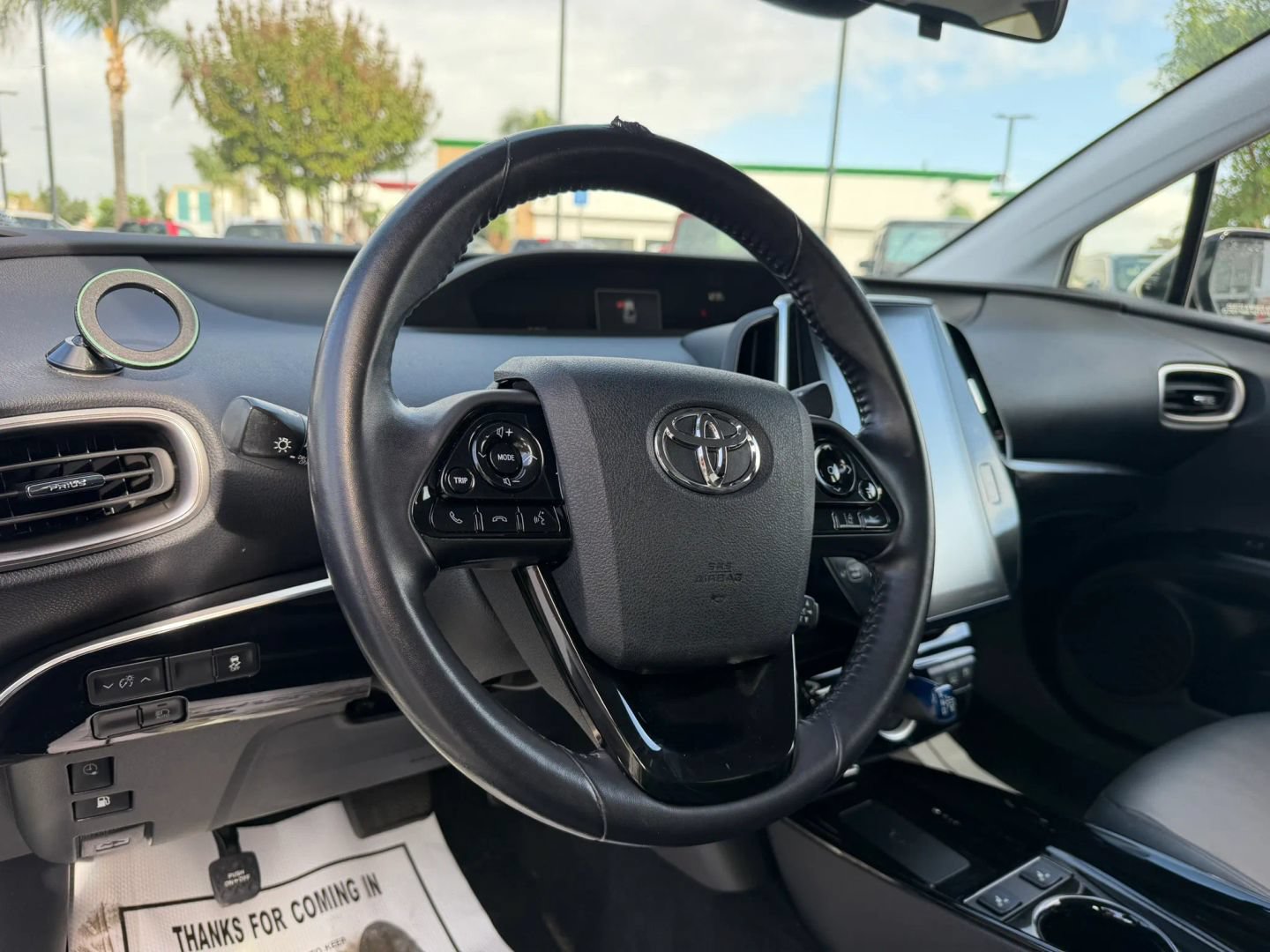 Used 2020 Toyota Prius Prime XLE FWD image 12