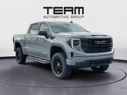 New 2024 GMC Sierra 1500 Elevation w/ LPO, Elevation Black Package