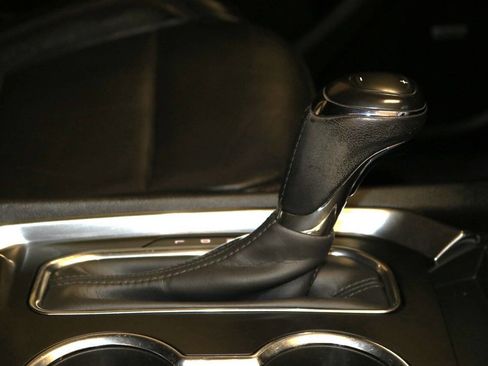 Used 2020 Chevrolet Traverse LT w/ LT Premium Package image 57