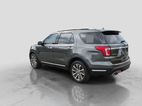Used 2018 Ford Explorer Platinum AWD/4WD image 6