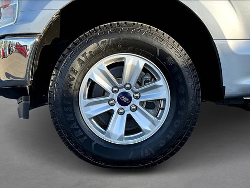 Used 2018 Ford F150 XLT image 8