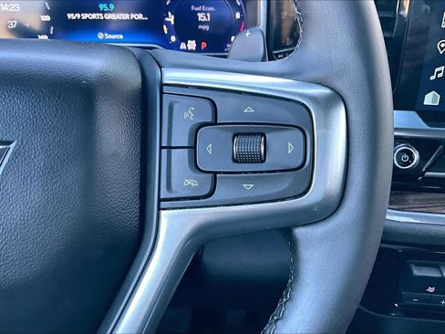 Used 2023 Chevrolet Silverado 1500 RST w/ Convenience Package II image 25