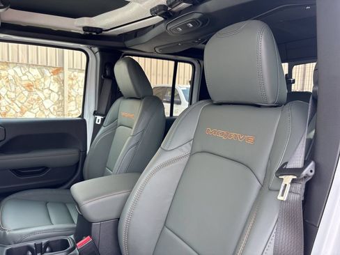 New 2026 Jeep Gladiator Mojave AWD/4WD image 19