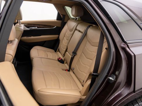 Used 2020 Cadillac XT5 Sportv w/ Platinum Package image 18