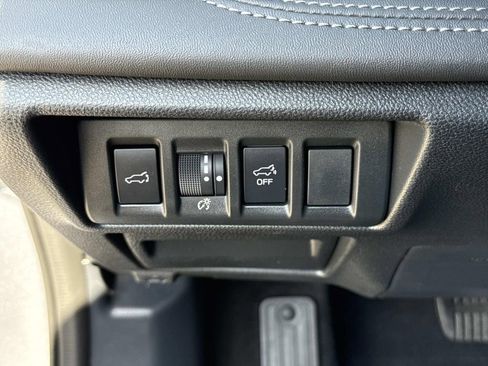 Used 2025 Subaru Outback Limited XT w/ Popular Package #2 image 41