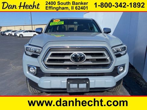 Used 2020 Toyota Tacoma Limited image 10
