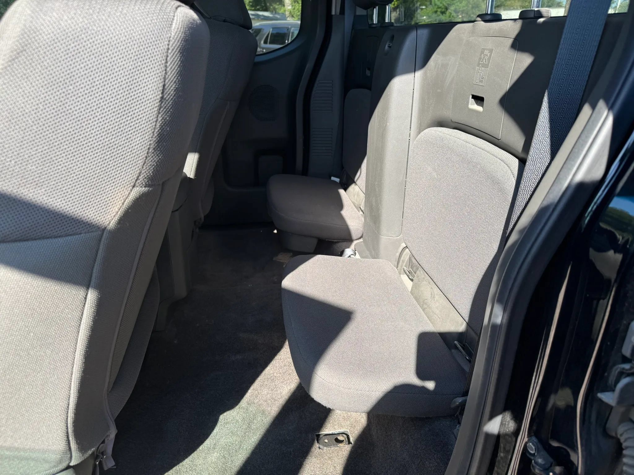 Used 2016 Nissan Frontier S RWD image 11