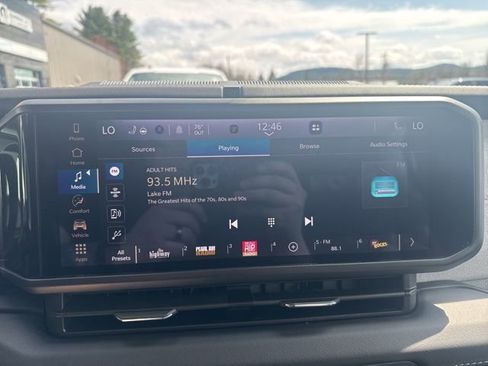 Used 2025 Jeep Wrangler Unlimited Sahara image 19