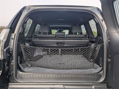 Certified 2023 Lexus GX 460 Premium w/ Premium Plus Package image 13