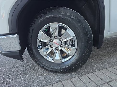 Certified 2023 GMC Sierra 1500 SLE image 29