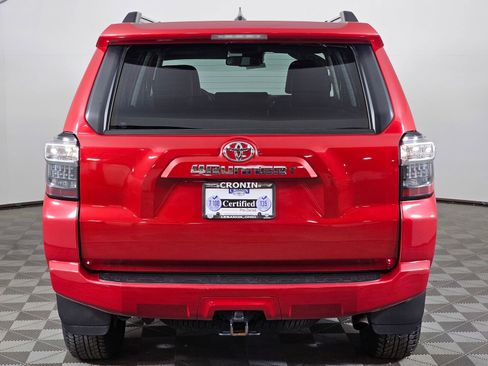 Used 2023 Toyota 4Runner SR5 Premium image 5
