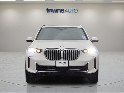 Used 2024 BMW X5 xDrive40i w/ Premium Package AWD/4WD image 10