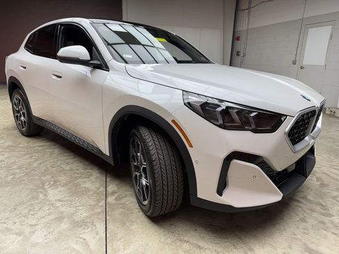 New 2026 BMW X2 xDrive28i w/ Technology Package image 6