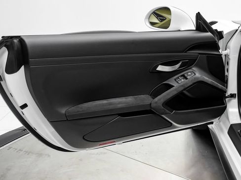 Used 2016 Porsche 911 GT3 RS RWD image 38