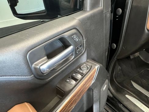 Used 2021 Chevrolet Silverado 3500 High Country w/ Technology Package image 10