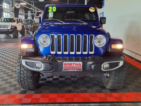 Used 2020 Jeep Wrangler Unlimited Sahara AWD/4WD image 3