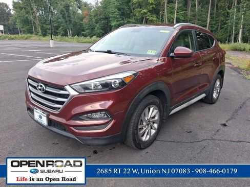 Used 2017 Hyundai Tucson SE w/ SE Popular Package 02 AWD/4WD image 7