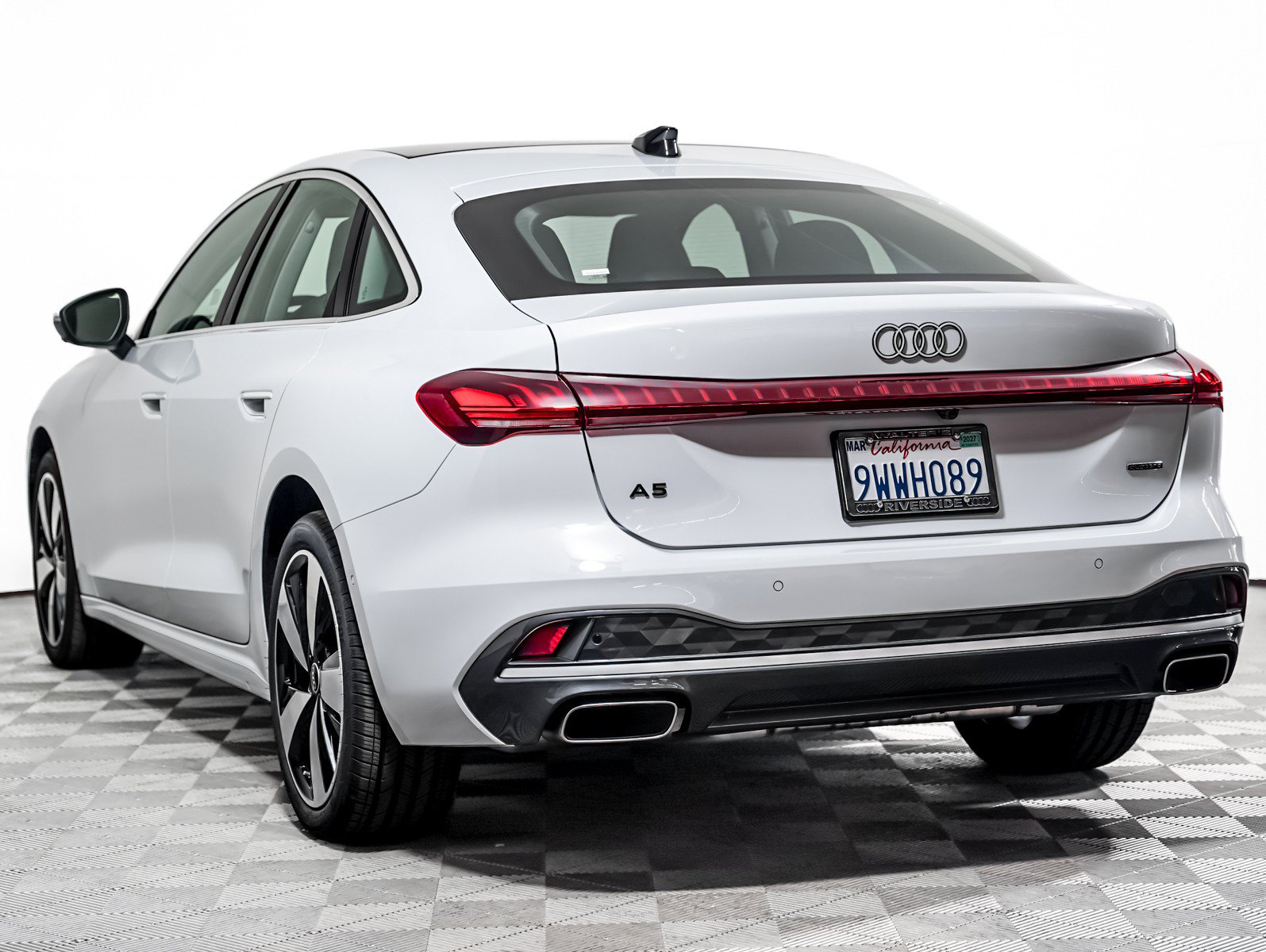 Used 2025 Audi A5 Premium AWD/4WD image 2