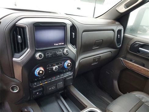 Used 2020 GMC Sierra 2500 Denali w/ Denali Ultimate Package image 28