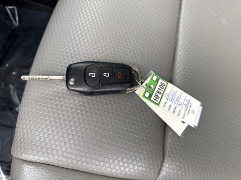 Used 2022 Ford F350 XL w/ Power Equipment Group image 29