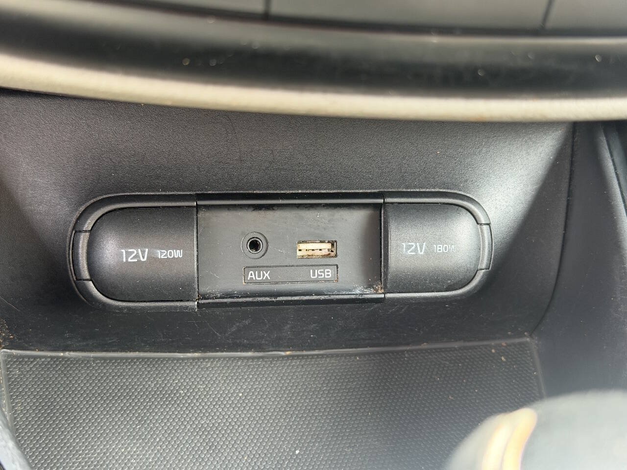 Used 2016 Kia Soul FWD image 34