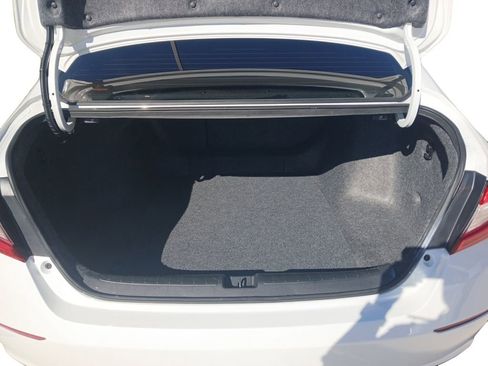 Used 2019 Honda Accord EX-L image 19