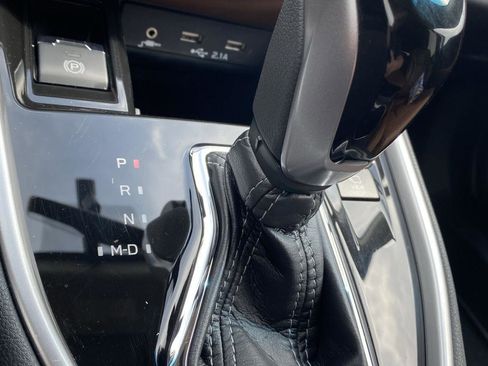 Used 2022 Subaru Outback Touring XT image 18