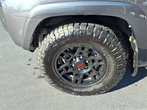 Used 2023 Toyota 4Runner SR5 Premium w/ Moonroof Package image 4