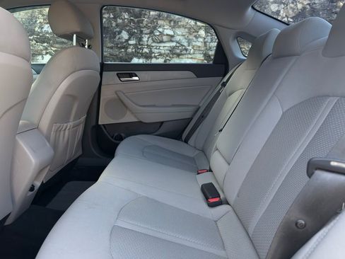 Used 2018 Hyundai Sonata SEL w/ Tech Package 02 image 11