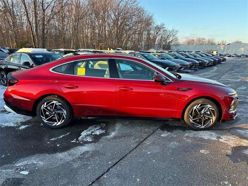 New 2026 Hyundai Sonata SEL image 2