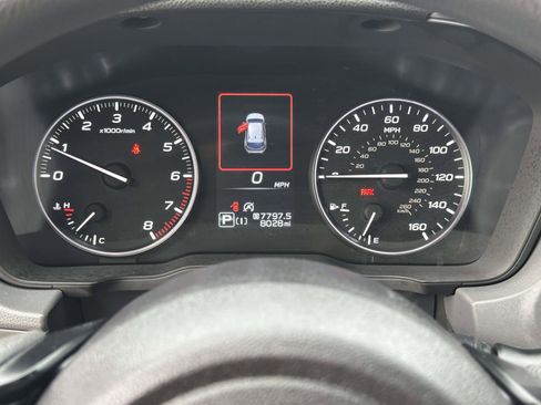 Used 2025 Subaru Crosstrek 2.0i Premium image 25