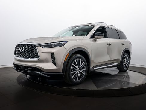 Used 2023 INFINITI QX60 Sensory w/ Vision Package AWD/4WD image 7