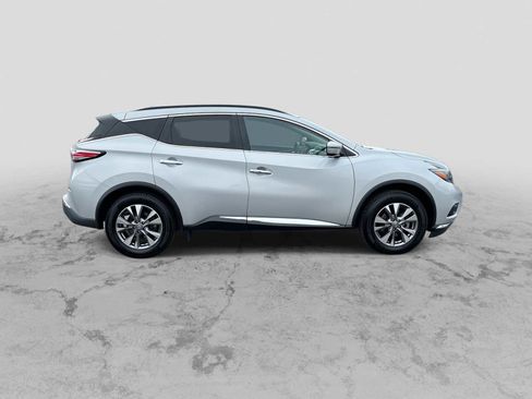 Used 2018 Nissan Murano SV image 9