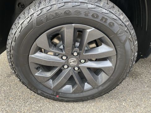 New 2025 Honda Ridgeline Sport image 7