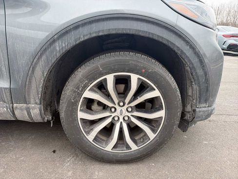 Used 2026 Ford Explorer ST-Line image 9