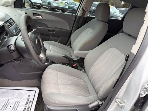 Used 2012 Chevrolet Sonic LT image 12