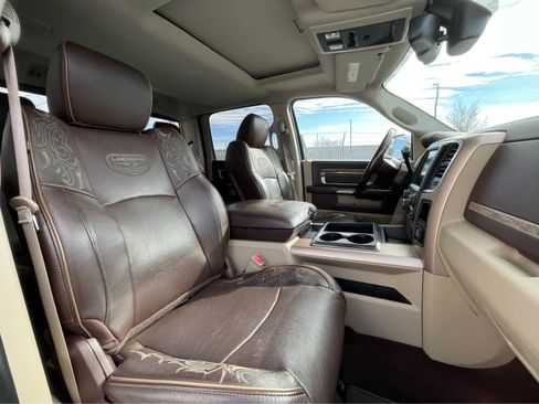 Used 2015 RAM 3500 Laramie Longhorn image 28